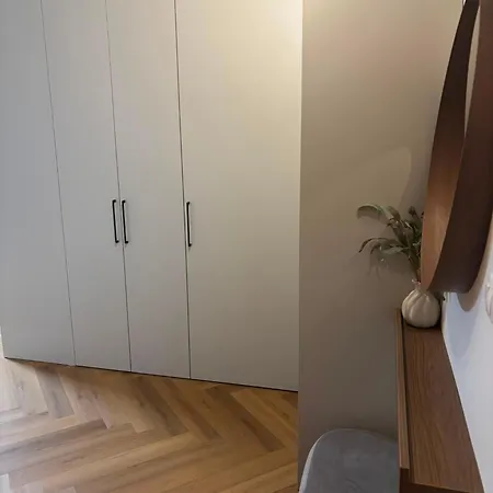 A&d Monaco *